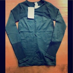 Fabletics Musetta Seamless Long Sleeve Top.